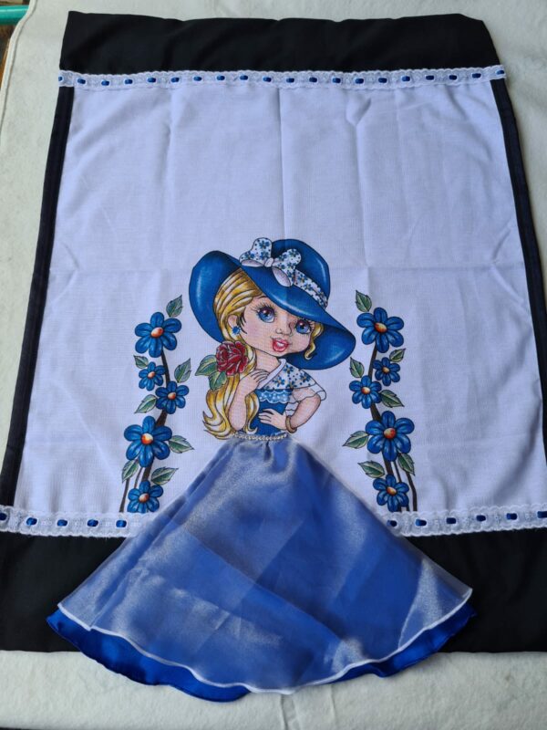 pano de prato de boneca saia azul com organza